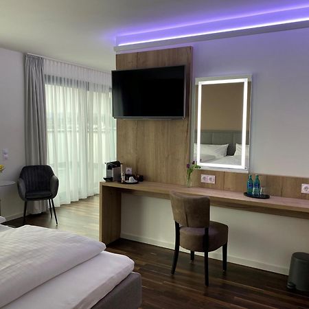 Hotel B4 Limburg an der Lahn Quarto foto